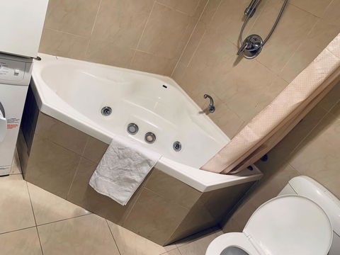 Swan Valley Oasis Resort - Dalby Accommodation 1