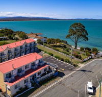 SWANSEA VILLAS - Dalby Accommodation