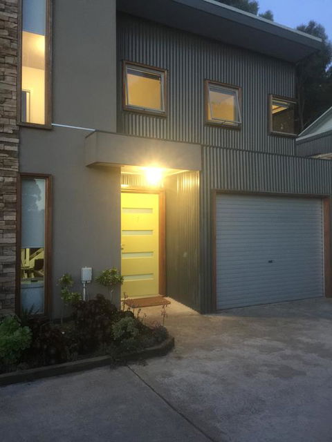 Tangles - Dalby Accommodation 0