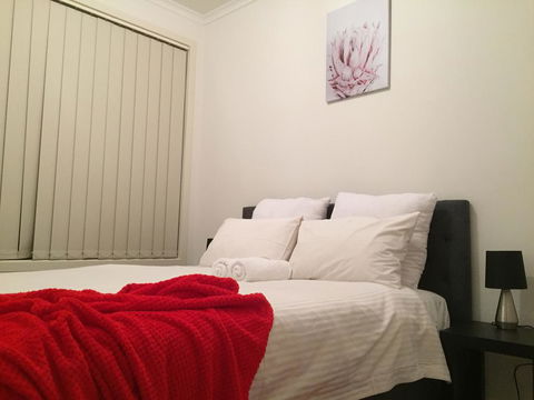 Tasha's Apartments On Kerry - Dalby Accommodation 0