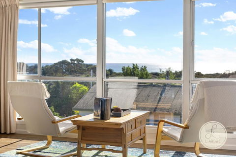 TASSIE SEASIDE SERENITY - L'Abode Accommodation - Dalby Accommodation 2