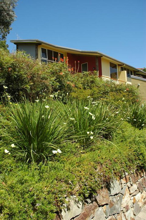 Tathra Beach House Holiday Apartments - Dalby Accommodation 3
