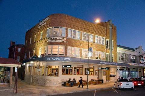 The Alpine Hotel - Dalby Accommodation 0