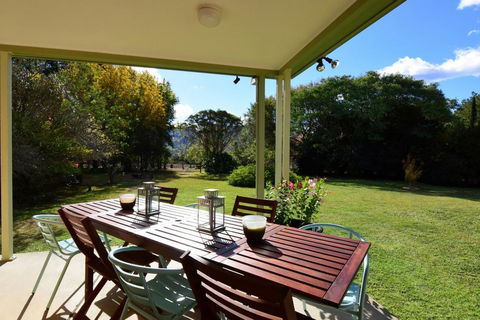 The Ambers - Comfortable Family Getaway! - Dalby Accommodation 2