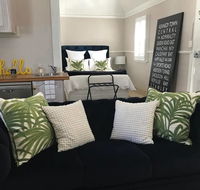 The Bakers Cottage - Dalby Accommodation