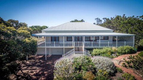 The Banksia - 3 Banksia Court, Normanville - Dalby Accommodation 0