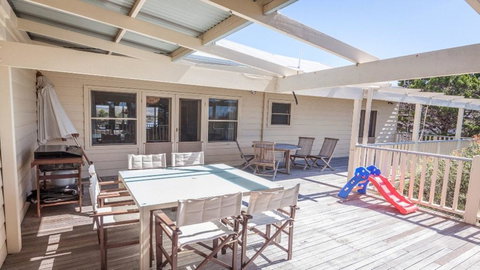 The Banksia - 3 Banksia Court, Normanville - Dalby Accommodation 3