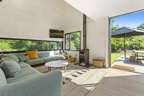THE BATCH - St Andrews Beach - Dalby Accommodation 1