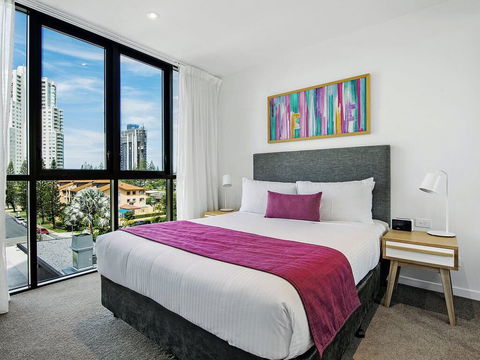 The Beach Broadbeach Private 2 Bedroom Apartment - Dalby Accommodation 2