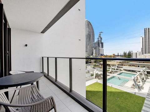 The Beach Broadbeach Private 2 Bedroom Apartment - Dalby Accommodation 3