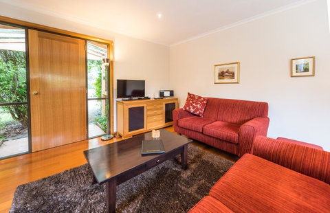 Parnella Kettering - Dalby Accommodation 12