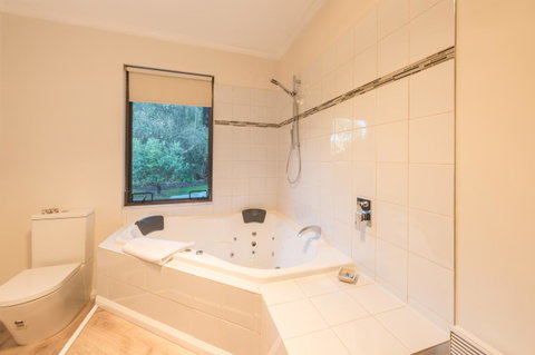 Parnella Kettering - Dalby Accommodation 16
