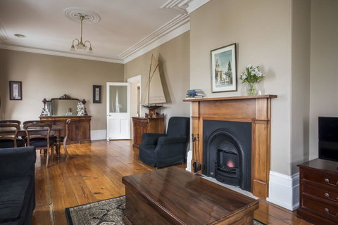 Grand Old Duke - Dalby Accommodation 5