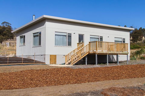 Catherine Lodge Farm Gate Cottages - Dalby Accommodation 9