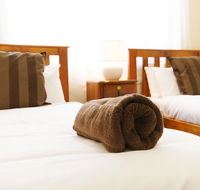 Catherine Lodge Farm Gate Cottages - Dalby Accommodation