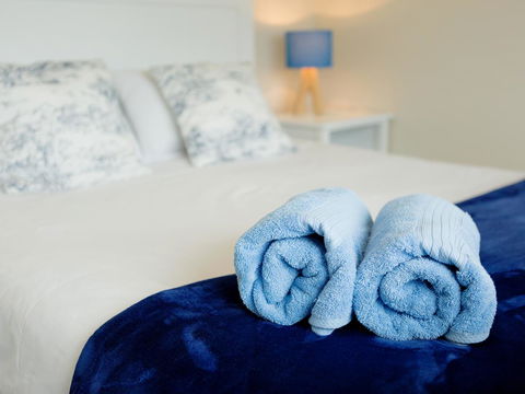 Catherine Lodge Farm Gate Cottages - Dalby Accommodation 7