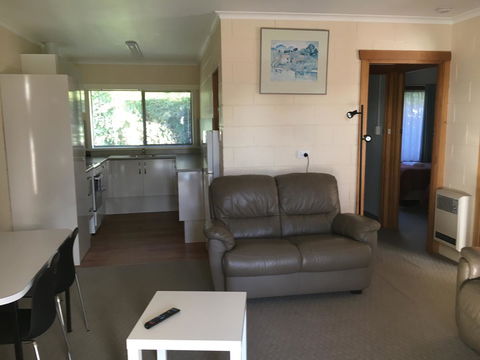 Willaway Motel Apartments - Dalby Accommodation 1
