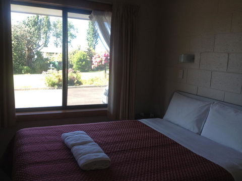 Willaway Motel Apartments - Dalby Accommodation 9