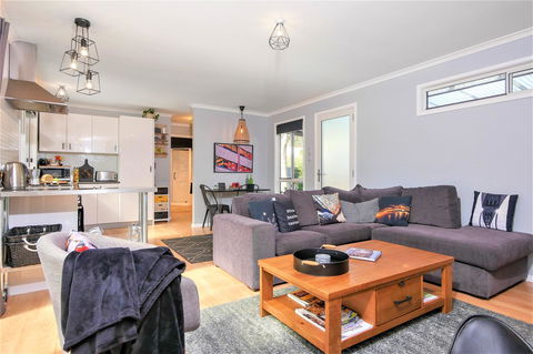 Three Beaches - Dalby Accommodation 12