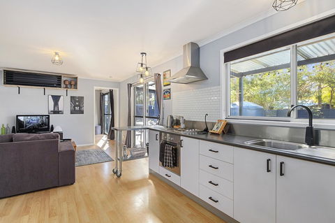 Three Beaches - Dalby Accommodation 9