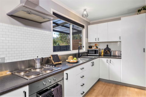 Three Beaches - Dalby Accommodation 8