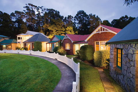 Strahan Village - Dalby Accommodation 9