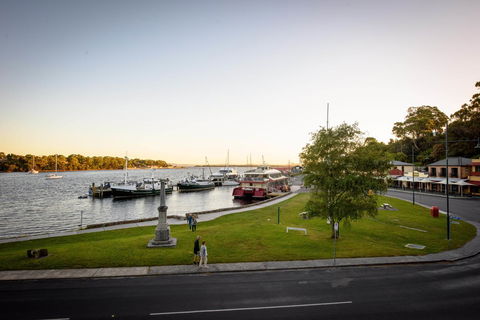 Strahan Village - Dalby Accommodation 7