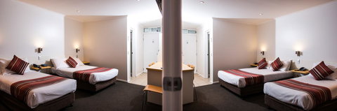 Beachfront Bicheno - Dalby Accommodation 28