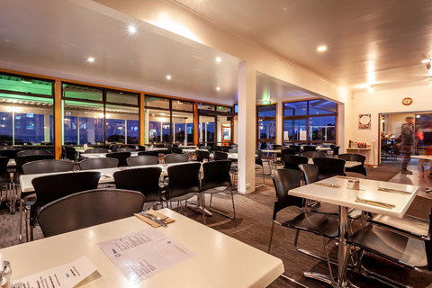 Beachfront Bicheno - Dalby Accommodation 37