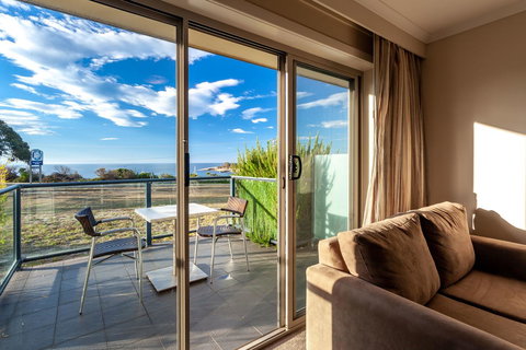 Beachfront Bicheno - Dalby Accommodation 18