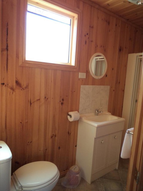 Bicheno East Coast Holiday Park - Dalby Accommodation 39