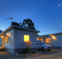 Orford Beachside Holiday Park - Dalby Accommodation