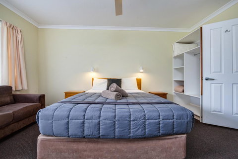 Wintersun Gardens Motel - Dalby Accommodation 41