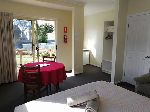 Wintersun Gardens Motel - Dalby Accommodation 8