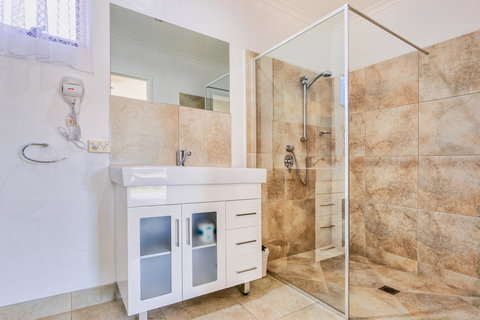 Wintersun Gardens Motel - Dalby Accommodation 3