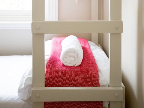 Montacute Boutique Bunkhouse - Dalby Accommodation 13