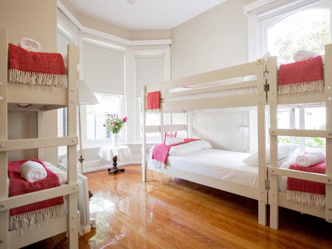 Montacute Boutique Bunkhouse - Dalby Accommodation 4
