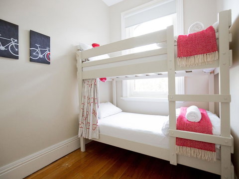 Montacute Boutique Bunkhouse - Dalby Accommodation 5