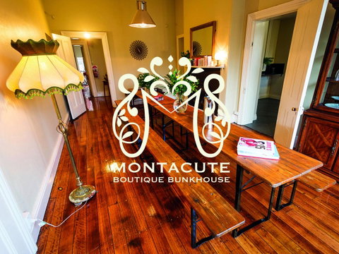 Montacute Boutique Bunkhouse - Dalby Accommodation 0