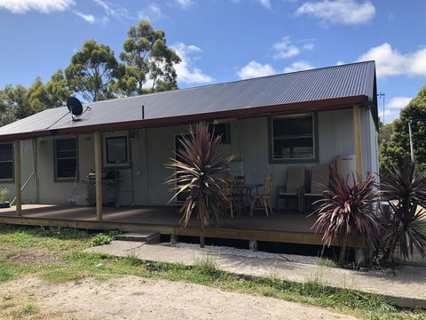 Harvey House - Dalby Accommodation 1