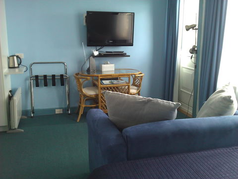 Freycinet Waters - Dalby Accommodation 25