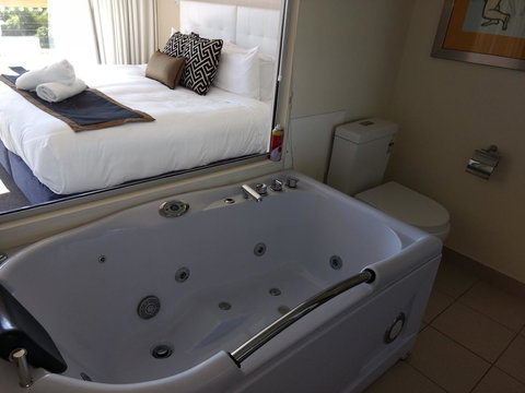 Diamond Island Resort - Dalby Accommodation 30