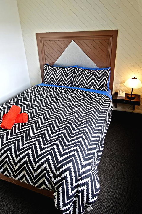 Diamond Island Resort - Dalby Accommodation 14