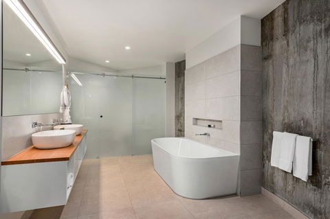 Peppers Silo - Dalby Accommodation 13