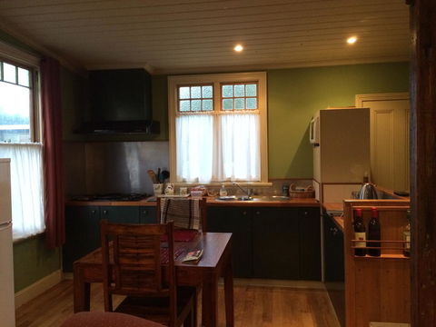 Tramway Cottage - Dalby Accommodation 4