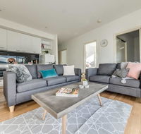 Marina View Apartment - Dalby Accommodation