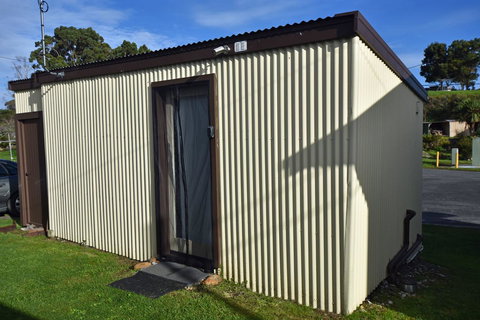 Lettes Hideaway - Dalby Accommodation 3