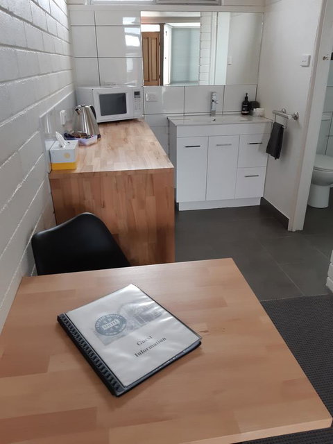 Anchor Wheel Motel - Dalby Accommodation 6