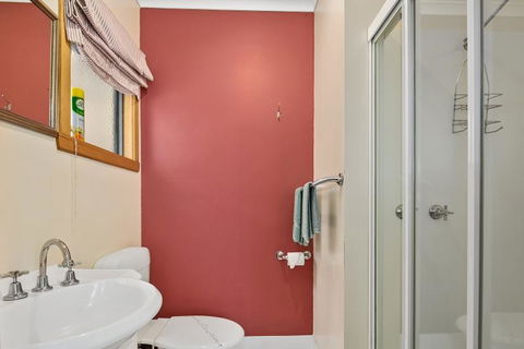 Green Views - Dalby Accommodation 6