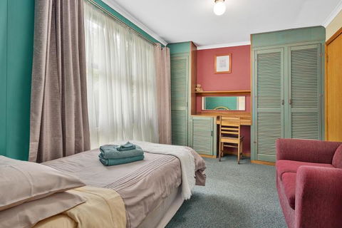 Green Views - Dalby Accommodation 1